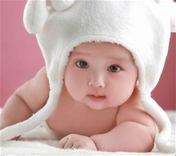 宝宝头上有几点小白斑是怎么回事?