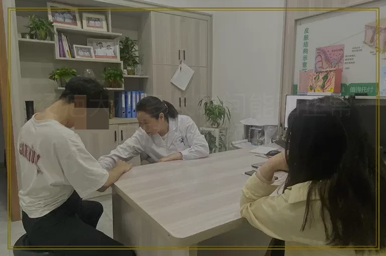 烫疤大概多长时间能和正常皮肤一个颜色